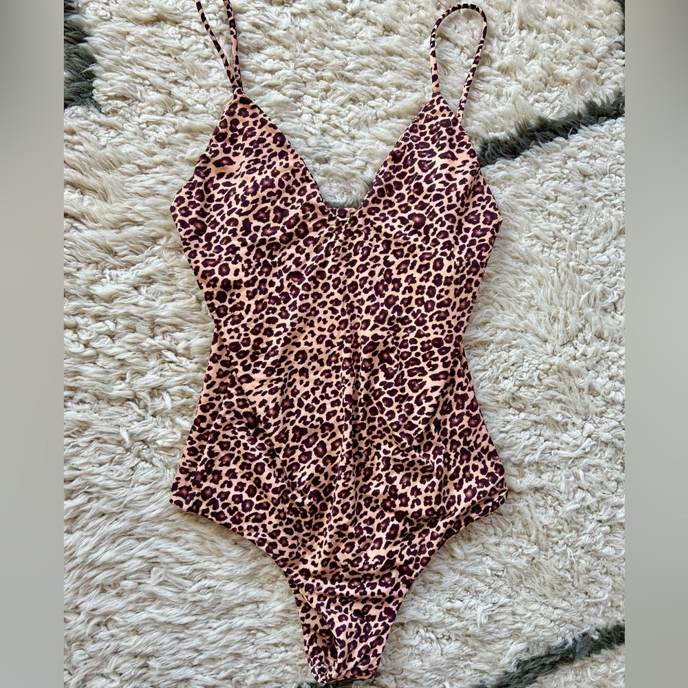 MAI Everyday Bodysuit S in Safari😍